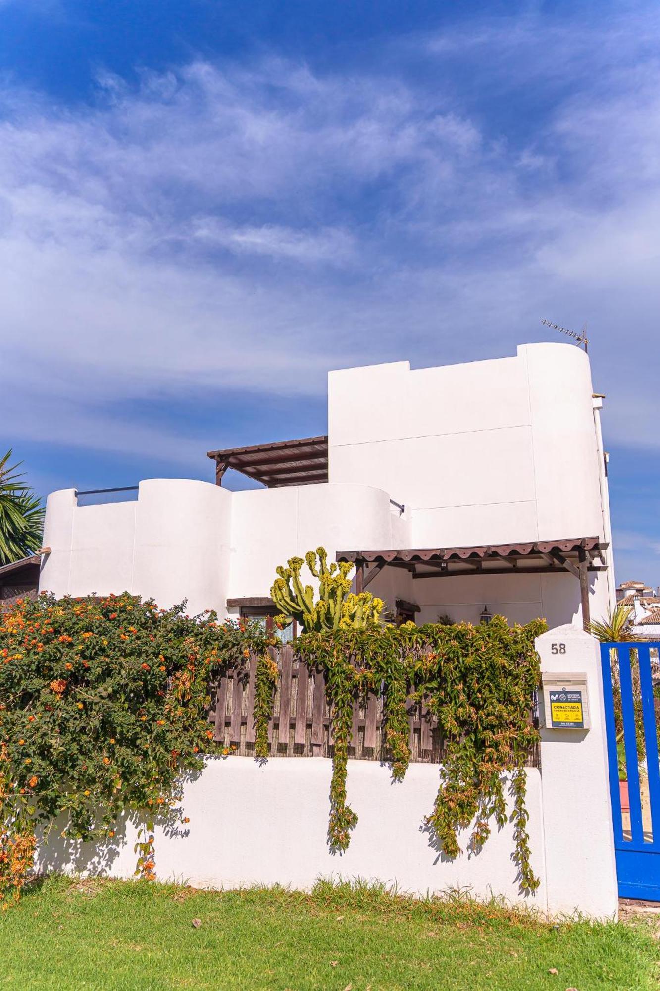 Villa Ibicenca Love Benalmádena Exterior photo